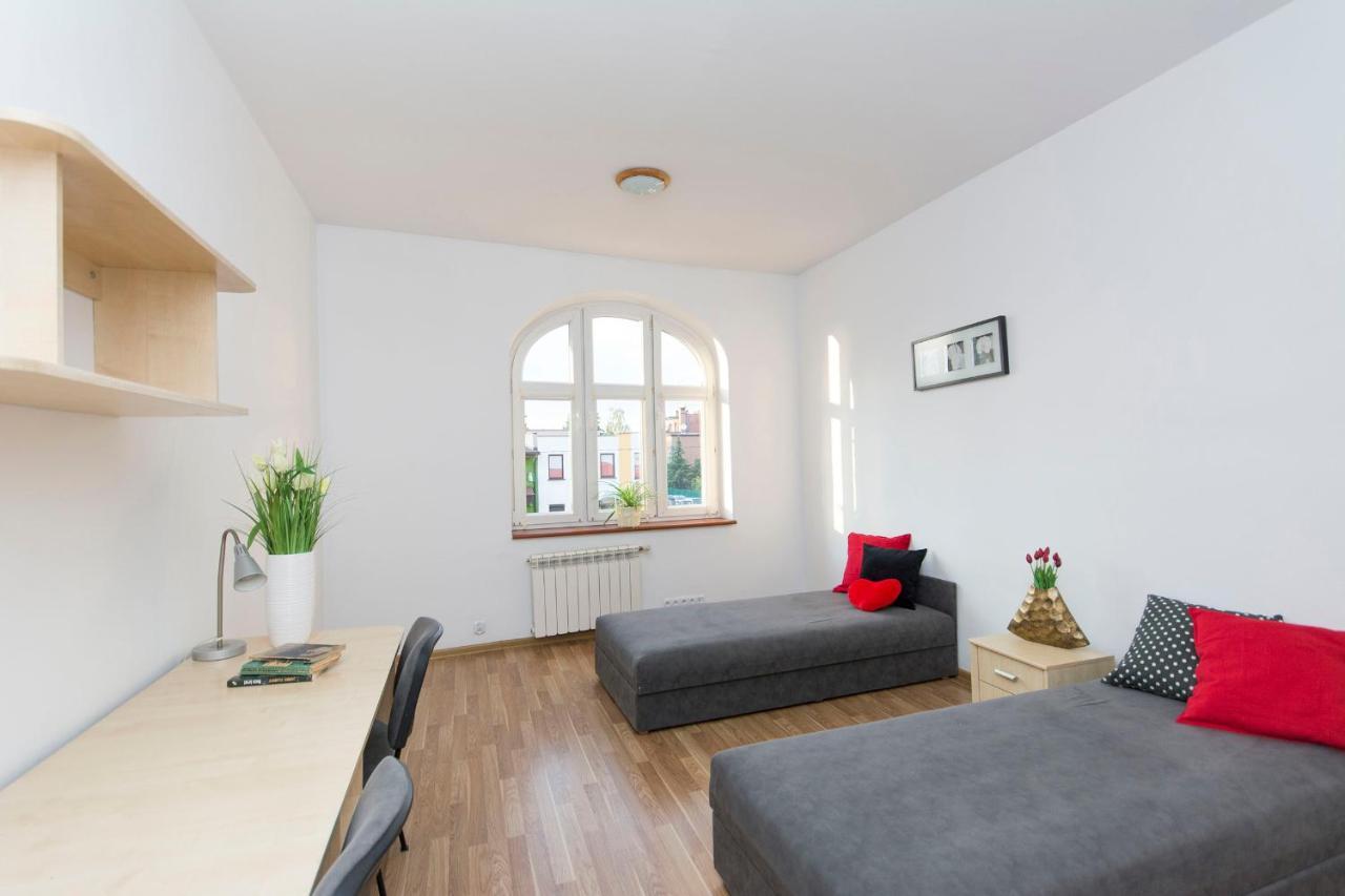 Akademikus Torun Hostel Kültér fotó