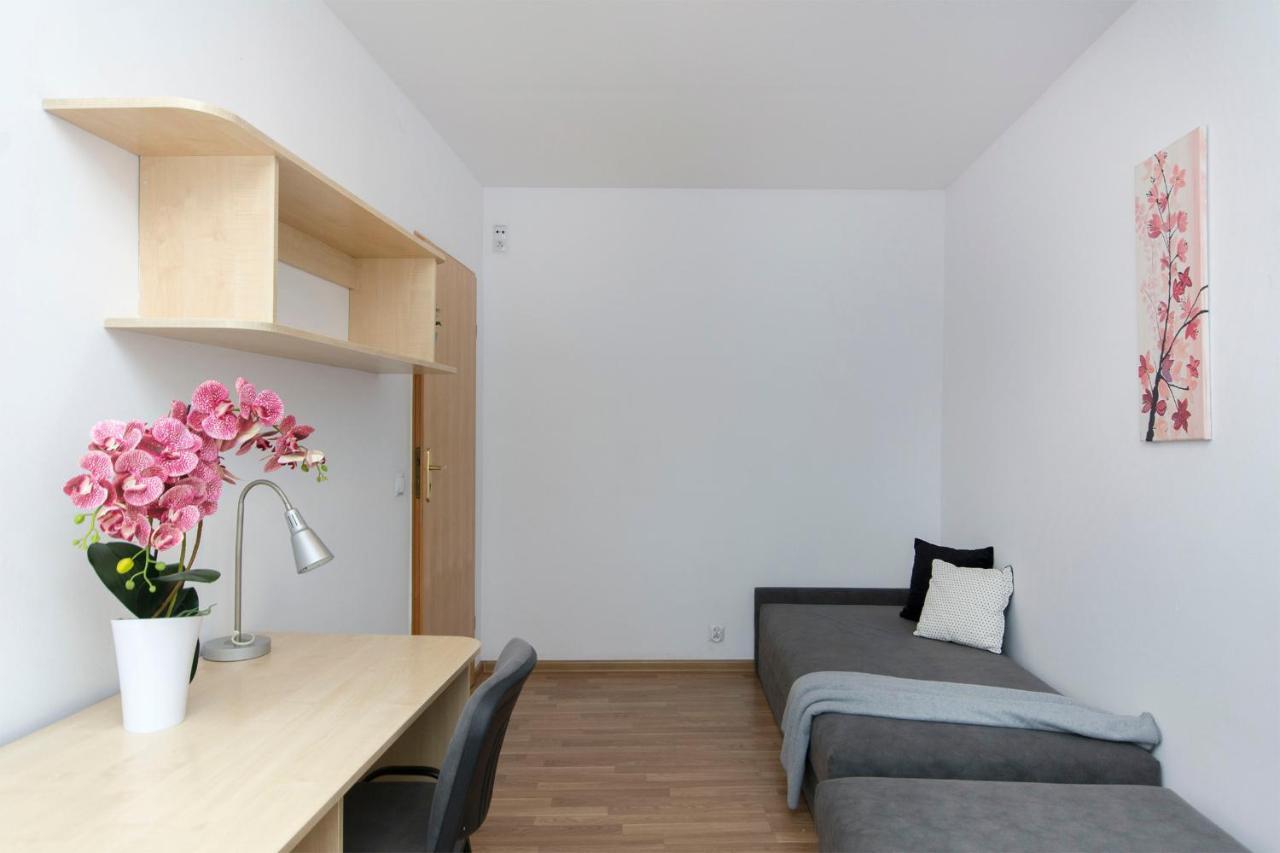 Akademikus Torun Hostel Kültér fotó