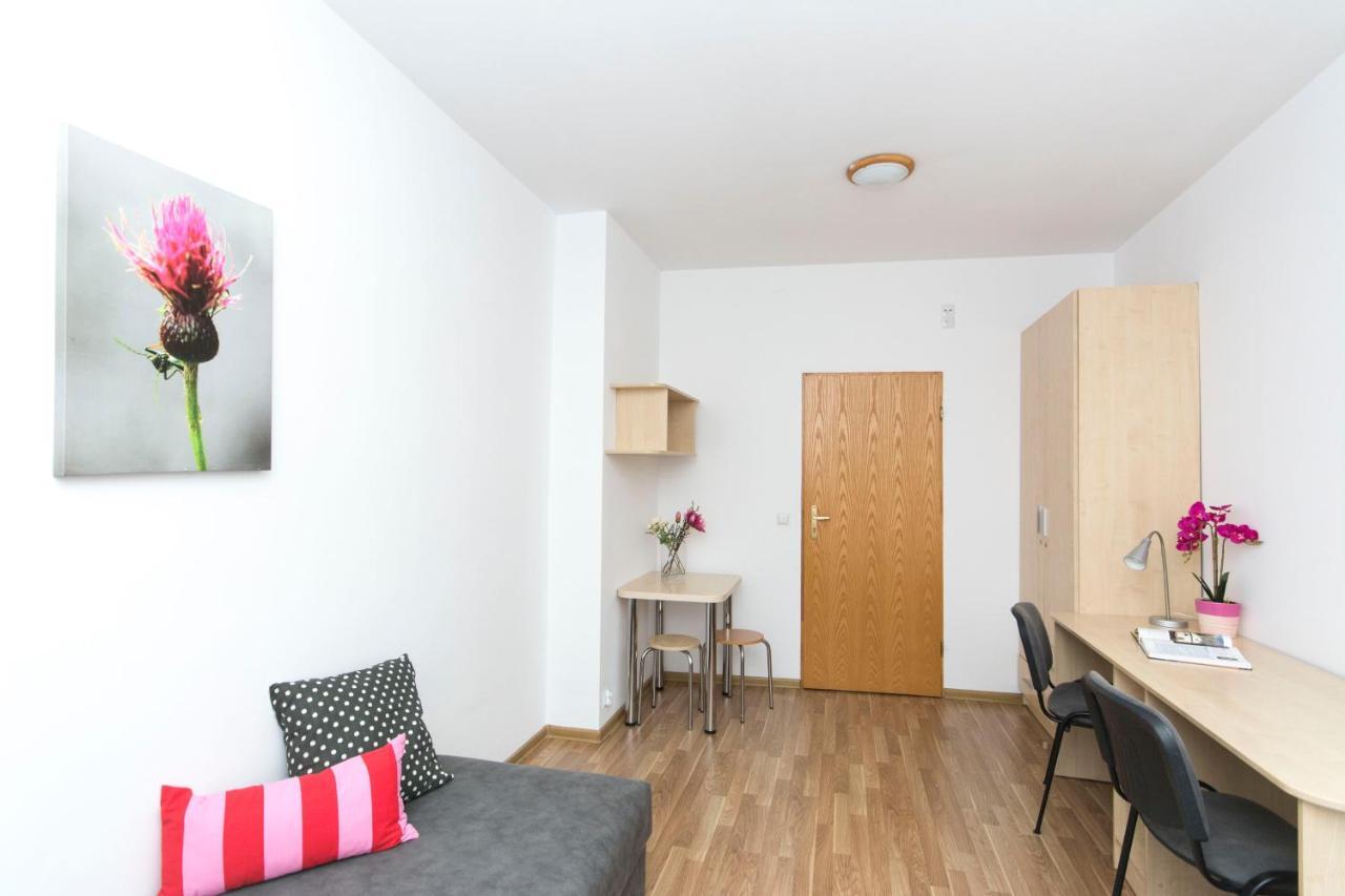 Akademikus Torun Hostel Kültér fotó