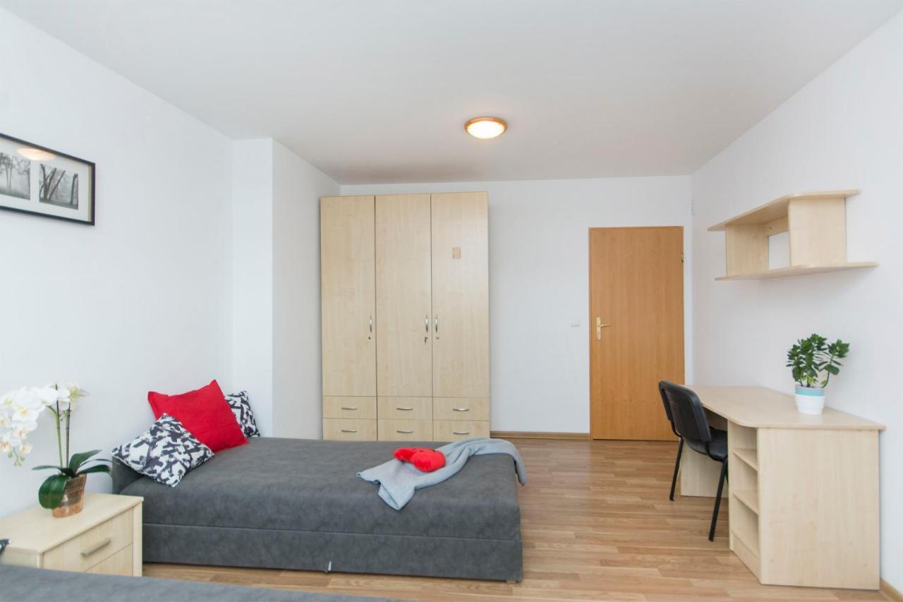 Akademikus Torun Hostel Kültér fotó
