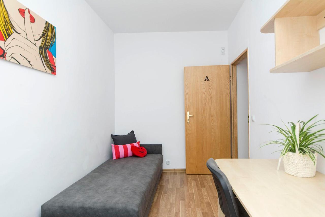 Akademikus Torun Hostel Kültér fotó