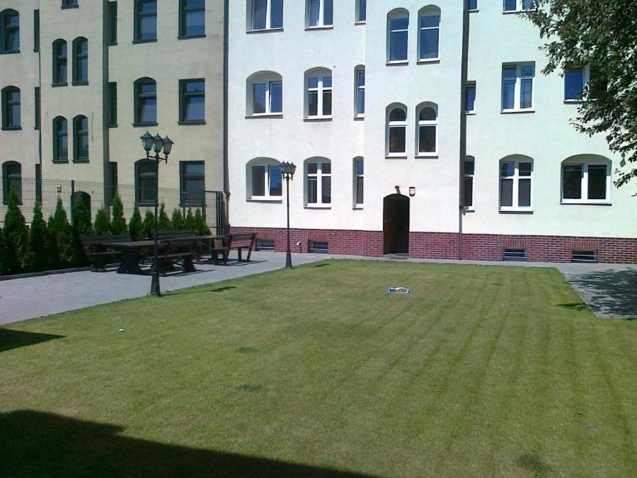 Akademikus Torun Hostel Kültér fotó